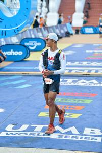 BIB: 5182
                            <button type="button" onclick="openModal(22755039)" class="btn btn-primary btn-sm float-right btn-popup" data-toggle="modal" data-target=".modal-high-quality">
                        <i class="fas fa-shopping-cart"></i> Add to Cart
                    </button>
                                            <button type="button" onclick="isThisMe(22755039, true)" class="btn btn-success btn-sm float-right btn-popup btn-isme hidden" data-toggle="tooltip" data-placement="bottom" title="นี่คือรูปของคุณใช่ไหม คลิกที่นี่เพื่อเอาเข้าอัลบั้ม">
                        <i class="fas fa-plus"></i> Add to album
                    </button>
                    <button type="button" onclick="isThisMe(22755039, false)" class="btn btn-warning btn-sm float-right btn-popup btn-isnotme hidden">
                        <i class="fas fa-ban"></i> Remove from album
                    </button>